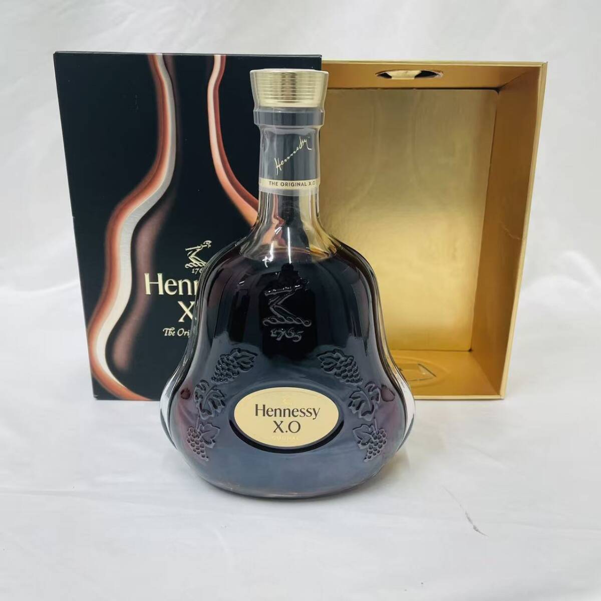 古酒並行品 ヘネシー XO アップグレード 700ml 40度 箱付 Hennessy X.O拍卖