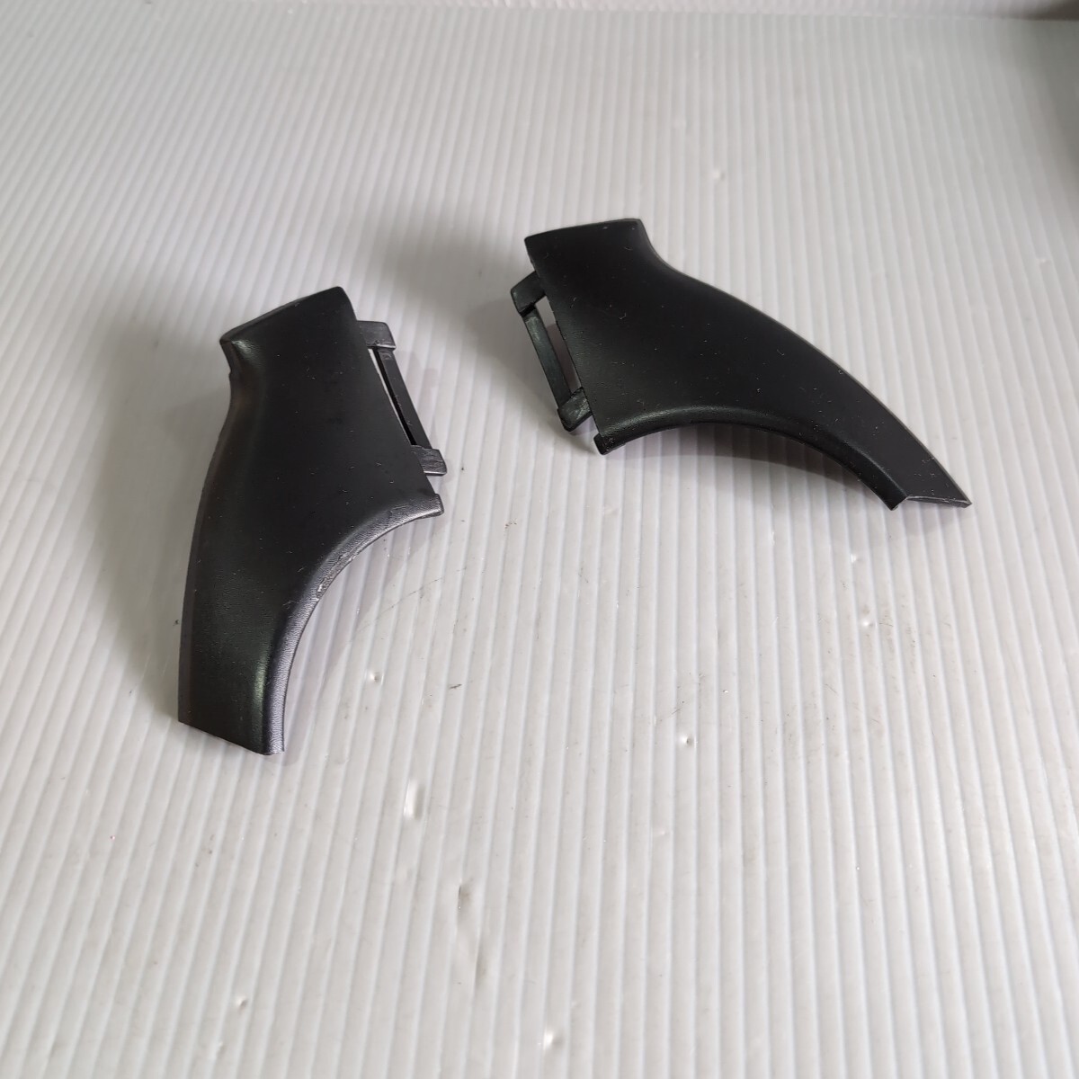 c40 ホンダ純正 64339-KSV-J000 プラスチック部品 中古品 送料込み拍卖