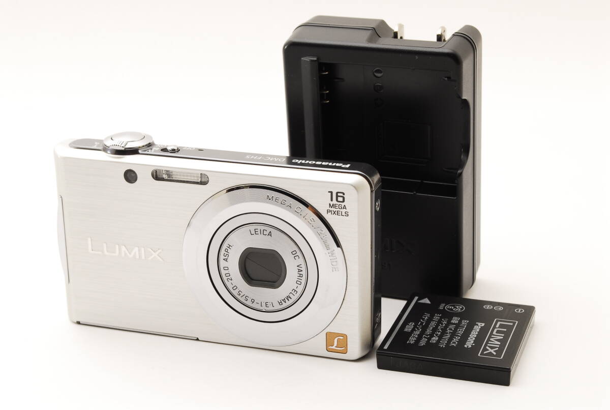 【動作OK】Panasonic LUMIX DMC-FH5 シルバー パナソニックのコンパクトデジタルカメラ コンデジ拍卖