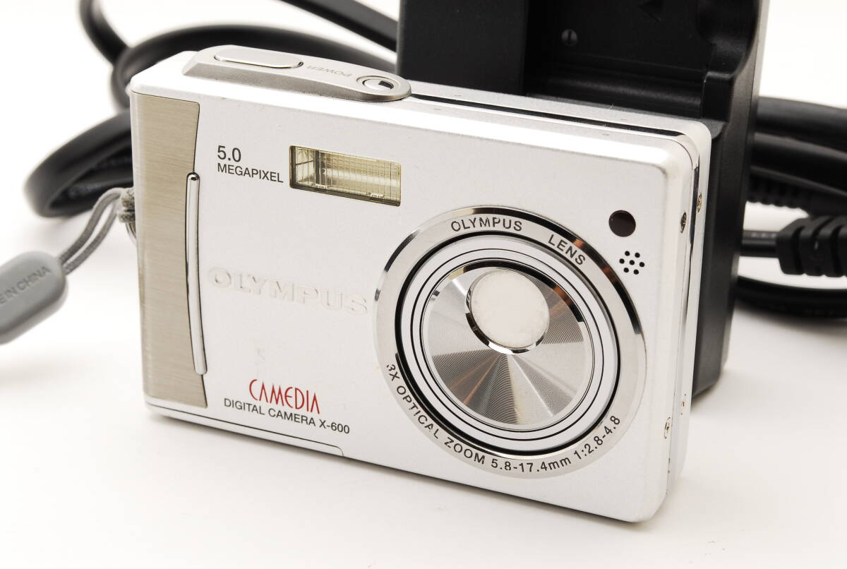 【動作確認済み】OLYMPUS CAMEDIA X-600 オリンパスのコンパクトデジタルカメラ コンデジ ★バッテリーなし★拍卖