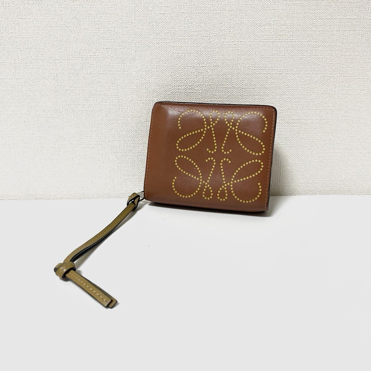 確実正規品 LOEWE アナグラム レザー ジップウォレット コインケース ブラウン 拍卖