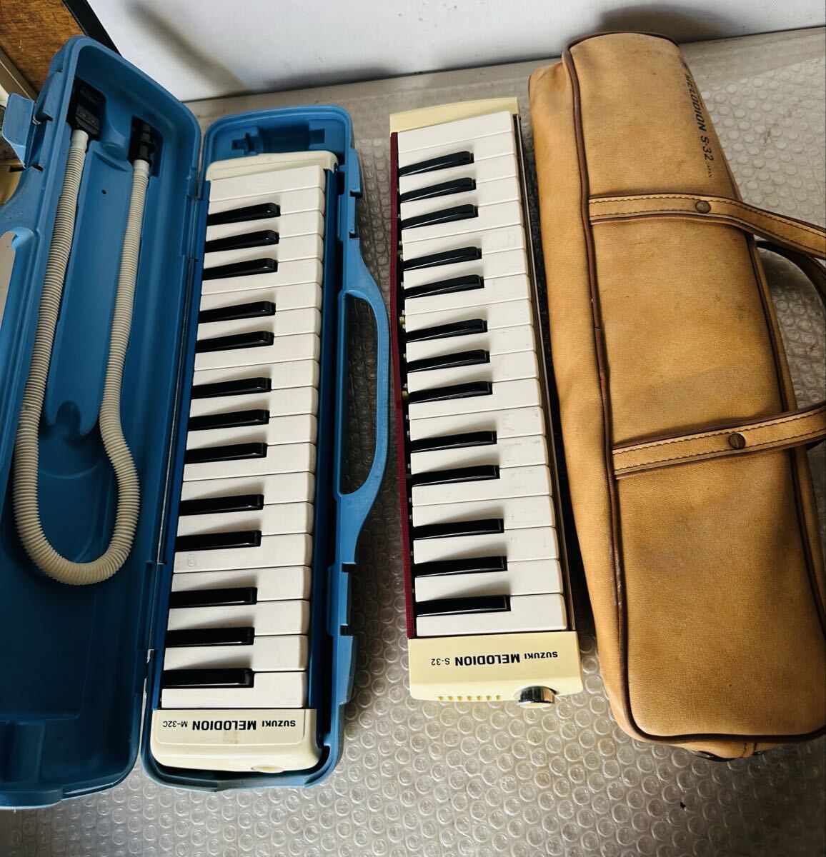 SUZUKI 鍵盤ハーモニカ M-32C/S-32 2点売り【動作未確認】拍卖