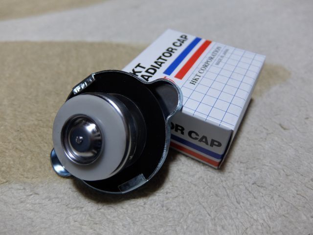即決 RZ250 RZ350 ラジエーターキャップ 4L3 4UO ラジエターキャップ 新品 ラジエーター キャップ拍卖