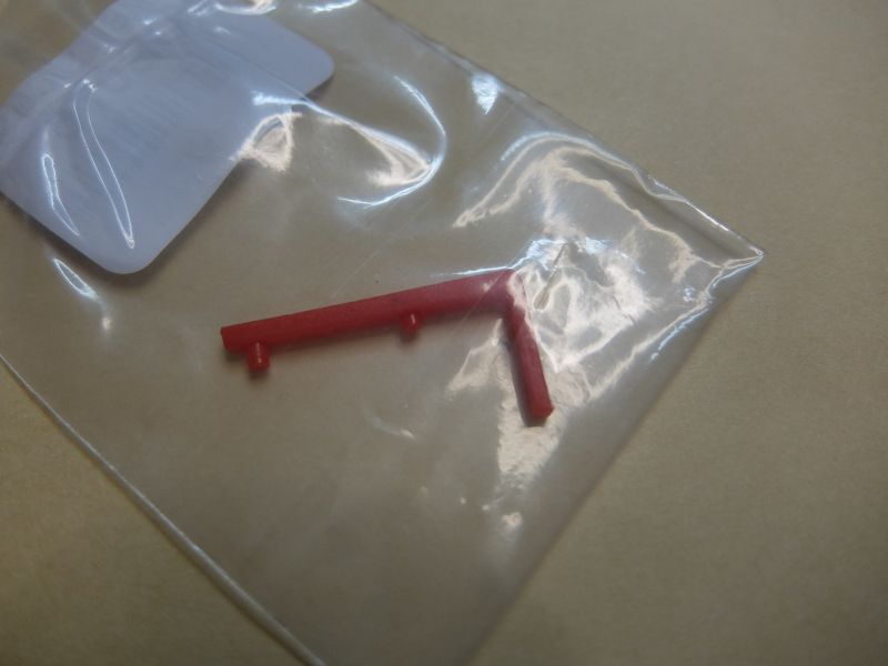 即決 RZ250 RZ350 キルスイッチ 赤表示プラスチック 右ハンドルスイッチ 4L3 4UO XS250 RD250 RD400 RD350拍卖