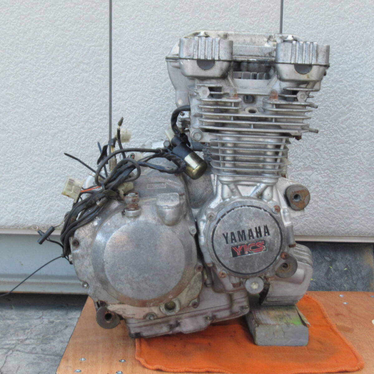 ヤマハ XJ550 4U8 エンジンASSY ジャンク/部品取り 検)XJ400 XJ400D 4G0 4V8【260L】USA-P-294拍卖