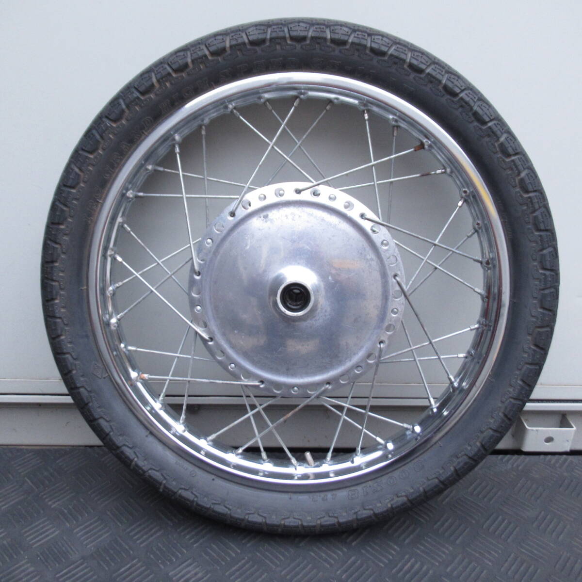 スズキ GS400X 純正 フロントホイール 18×1.60 ドラムブレーキ 当時物 検)GT380【180】USA-P-363拍卖