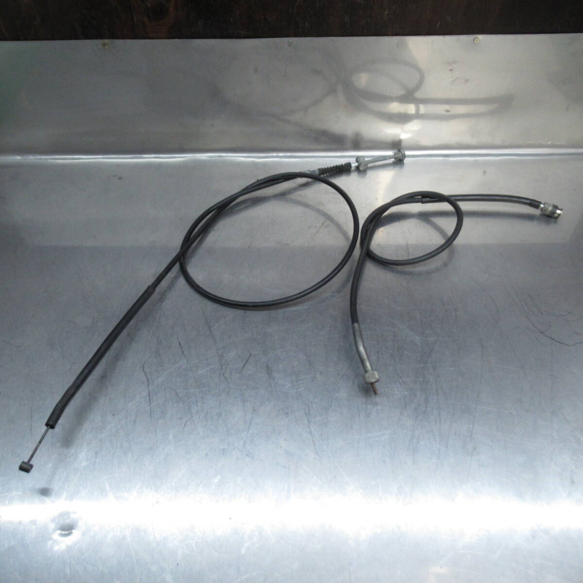 スズキ GS400X 純正 フロントブレーキケーブル スピードメーターケーブル 当時物【060】USA-P-366拍卖