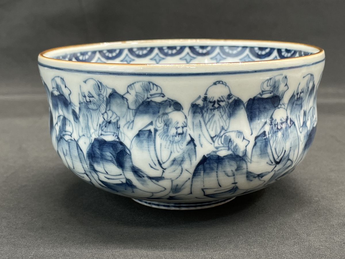 【R590】極美品 河本礫亭 茶碗/抹茶碗 煎茶 茶道具 焼物 陶器製 古美術 染付 人物 唐人図 瀬戸物拍卖