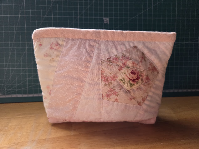 10未使用★ハンドメイド★パッチワーク★ポーチ★オリジナルパターンペンタゴンローズピンク系★拍卖