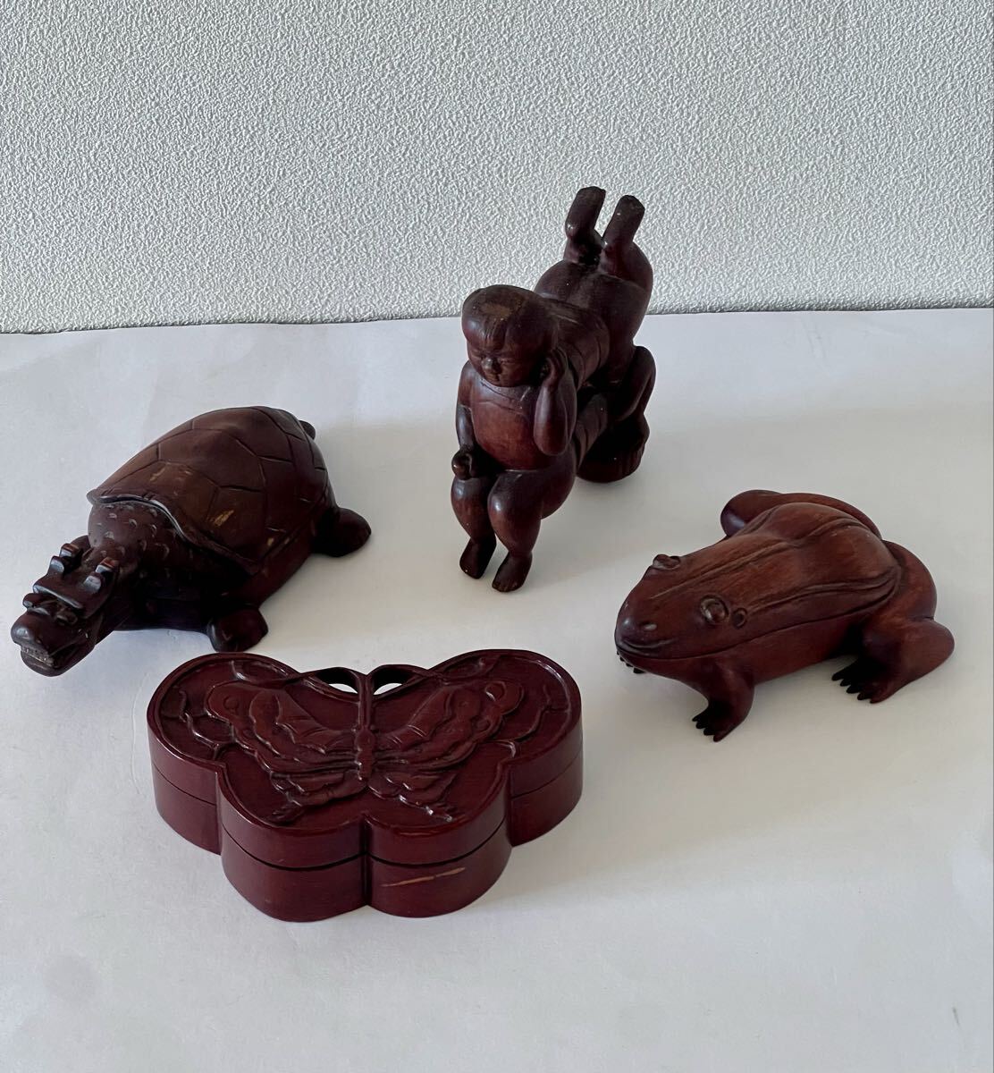 木彫り 小物入れ 置物 香合 彫刻 蝶々 亀形 蛙 アンティーク 中国拍卖