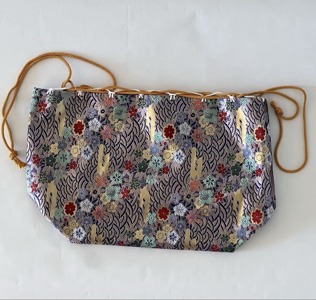 【未使用】経本入れ 袈裟入れ 仏具入れ 小物入 巾着 波文様 花柄拍卖