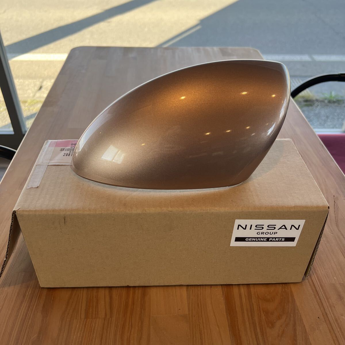 新品 未使用 NISSAN 日産 純正 アクセサリー パーツ AURA オーラ ドアミラーカバー 左 カッパー 96374-6XJ2E FE13 FSNE13拍卖