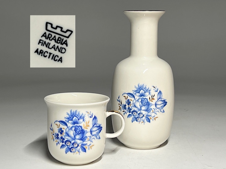 【瑞】アラビア ARABIA ARCTICA デミタスカップ と フラワーベース 2点拍卖