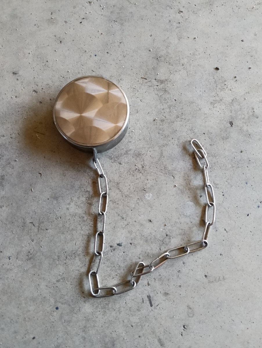 ステンレスアートG1 ハイゼットトラック200系 ウロコタンクキャップ うろこ 軽トラ デコトラ 500系? 当時 ノンクレームで 拍卖