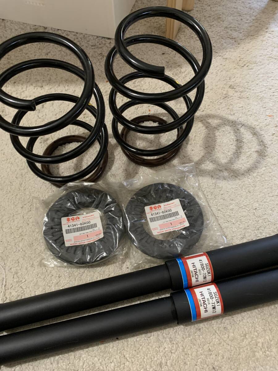 未使用 リアのみ SUZUKI 純正サスキット ワゴンR MH34S 41800-72M12 41341-82K00等拍卖