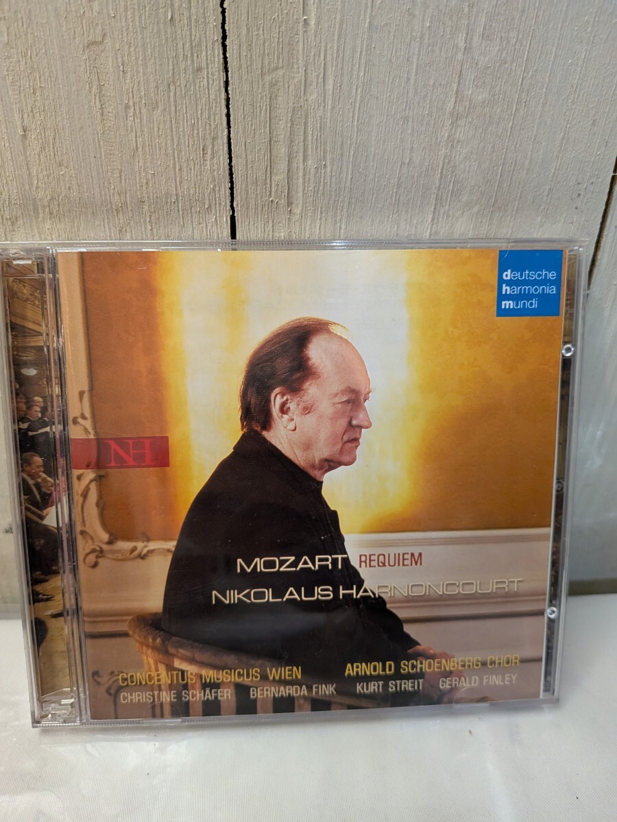 D-208/クラシックCD ニコラウス・アーノンクール(指揮) ウィーン・コンツェントゥス・ムジクス 他 / モーツァルト:レクイエム拍卖