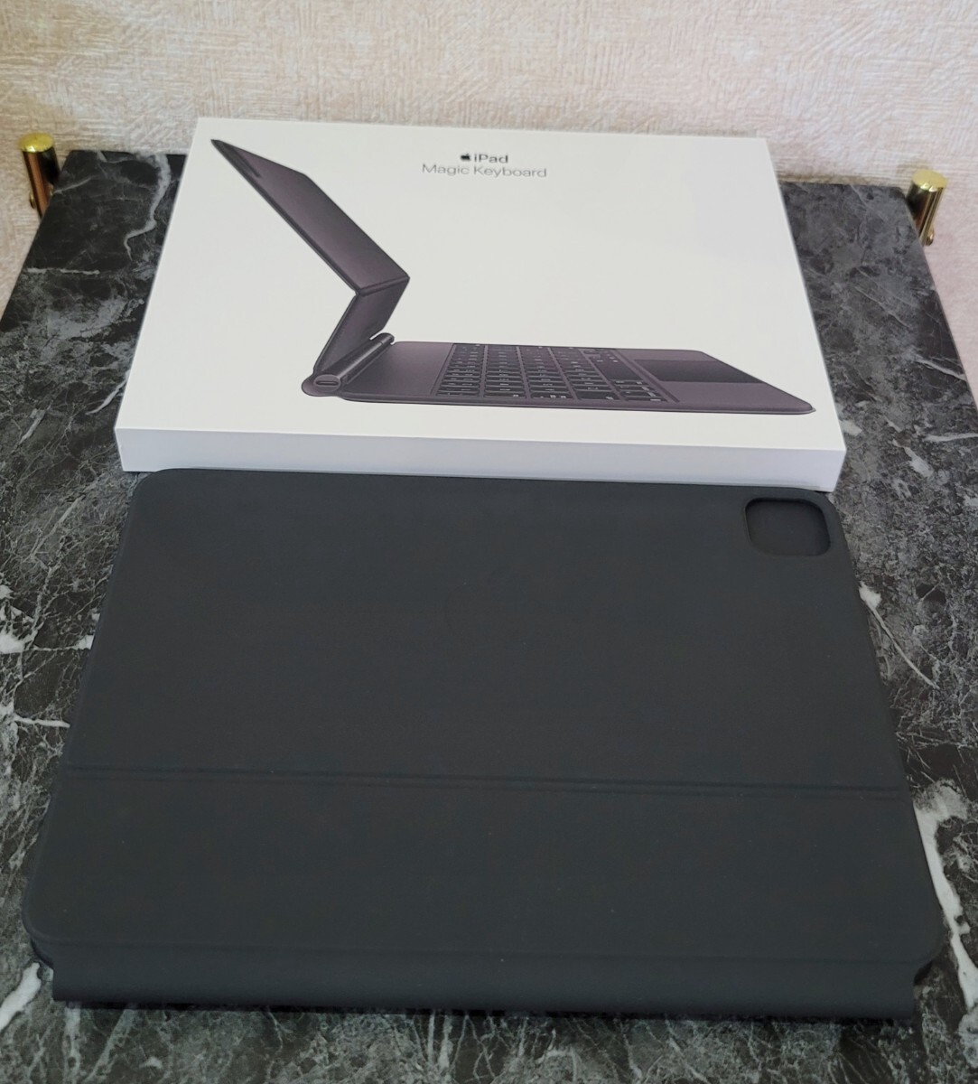 iPad Magic Keyboard モデルA2261 MXQT2J/A拍卖