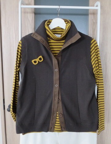 ☆送料無料☆ブローチおまけ付 JANE MORE オンワード ブラウンかさばらない薄手ウール前開きベストFサイズ拍卖