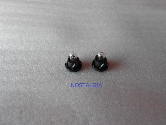 FC3S★絶版品★新品部品★エアコン操作パネルのバルブ★照明用の電球★1台分用の2個セット★全国送料無料★メーカー廃盤品★FC3C拍卖