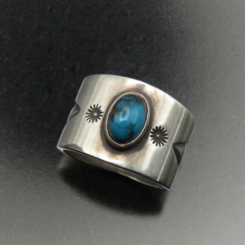 Ivan Howard ナバホ族 リング ビズビー ターコイズ アイバンハワード メンズ レディース スタンプワーク 18号 80007193拍卖