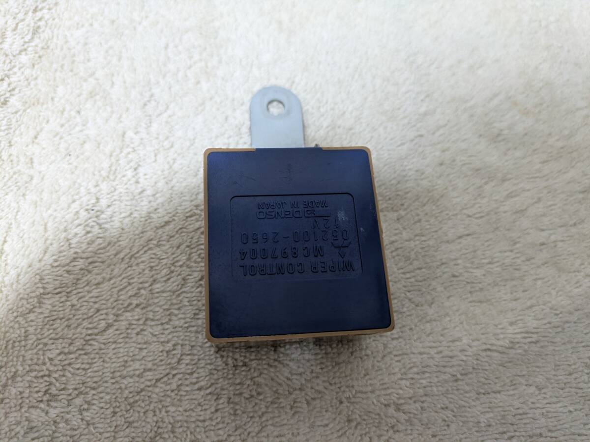三菱ふそう キャンターガッツ ワイパーコントロールユニット MC897004 デンソー052100-2650拍卖