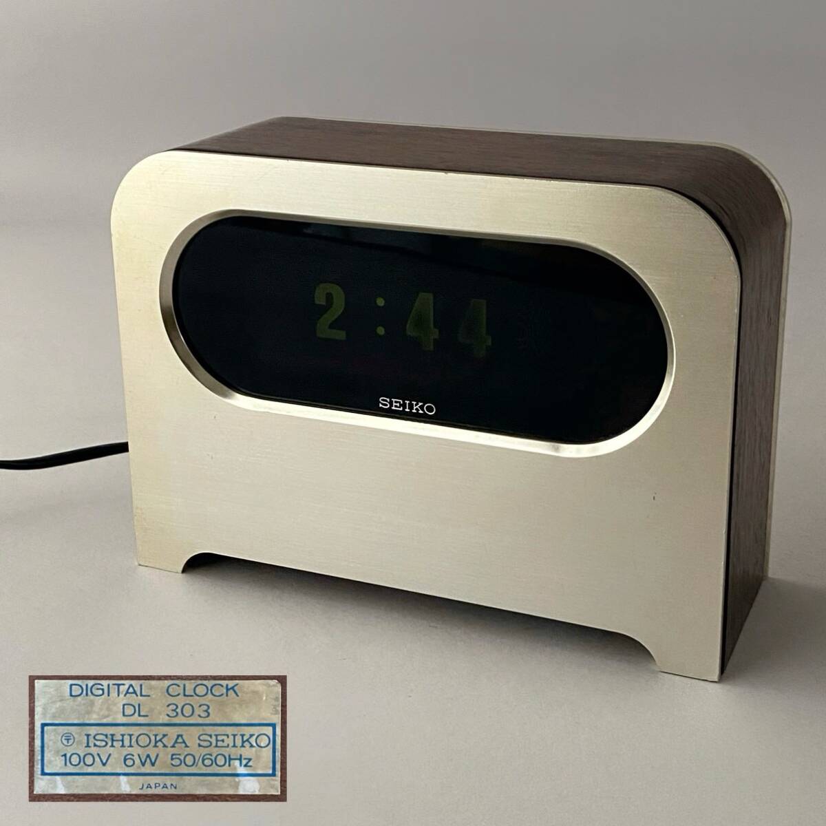 レア SEIKO ビンテージ置時計【DL303】メタル&ローズウッド 時刻回転式 ミッドセンチュリー 検) モダンスペースエイジレトロフューチャー拍卖