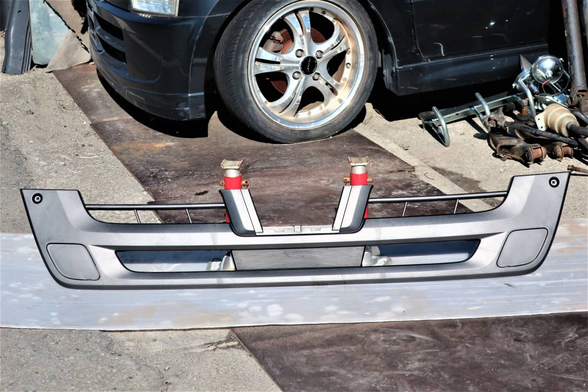R3 2PG- CYL77C ISUZU GIGA いすゞ ギガ 10t 15t 3軸高床 純正 フロント バンパー グリル ラジエーターグリル Assy 新車外し NO39拍卖