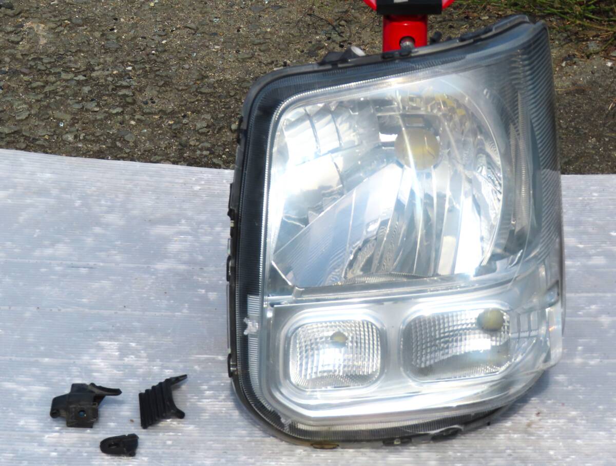 DA17V DA17W エブリィ エブリイ エブリー EVERY 純正 左側 ハロゲン ヘッドライト / 35320-64P03 / 割れ破損有り、ジャンク!拍卖