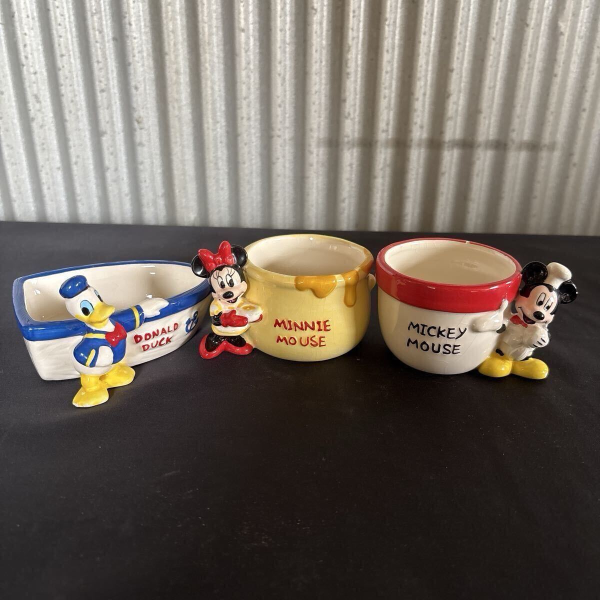 A ディズニー 3個セット ミッキーマウス ミッキー ドナルド ミニー 陶器 小皿拍卖