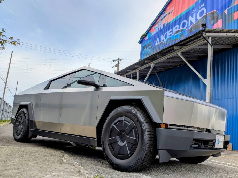 激レア2024テスラサイバートラック1700マイルtesla cybertruckオートチェックカーファックス・ev電気自動車ハイブリッド集客用ディスプレイ拍卖