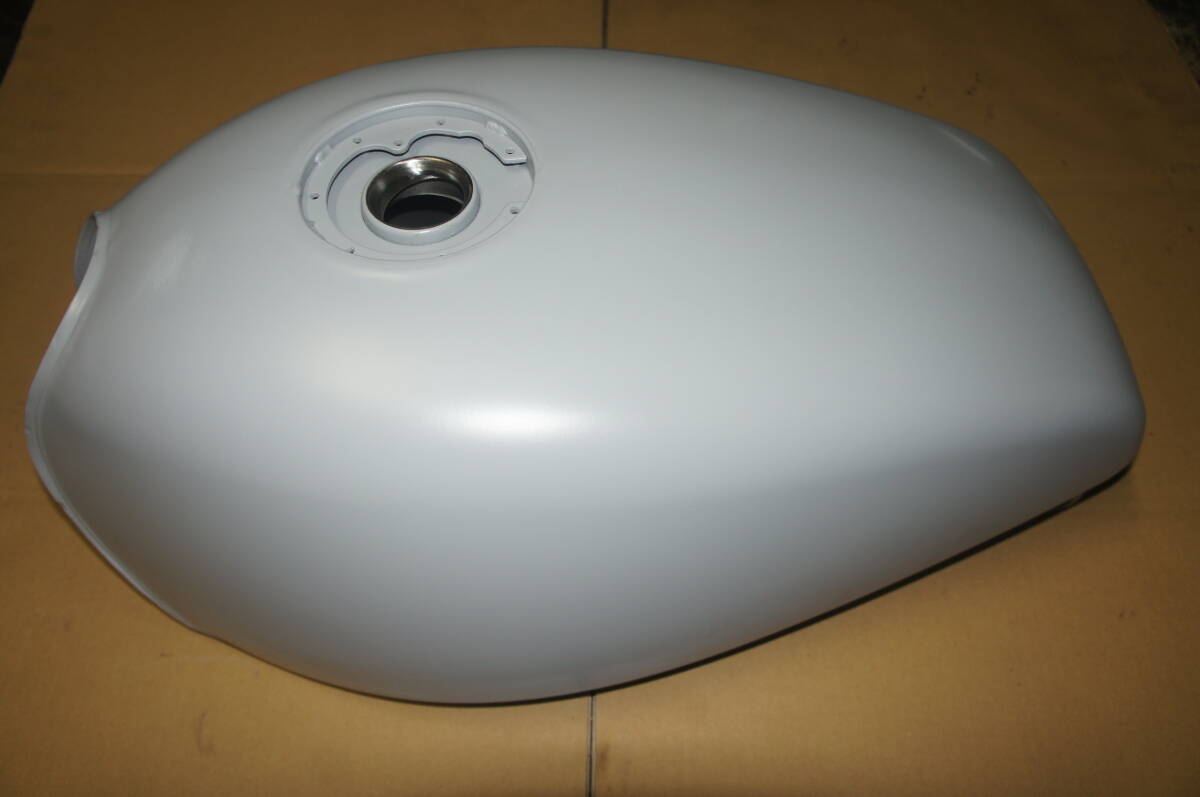 ドレミコレクション製 ゼファー750 Z2タイプ タンク 未使用拍卖