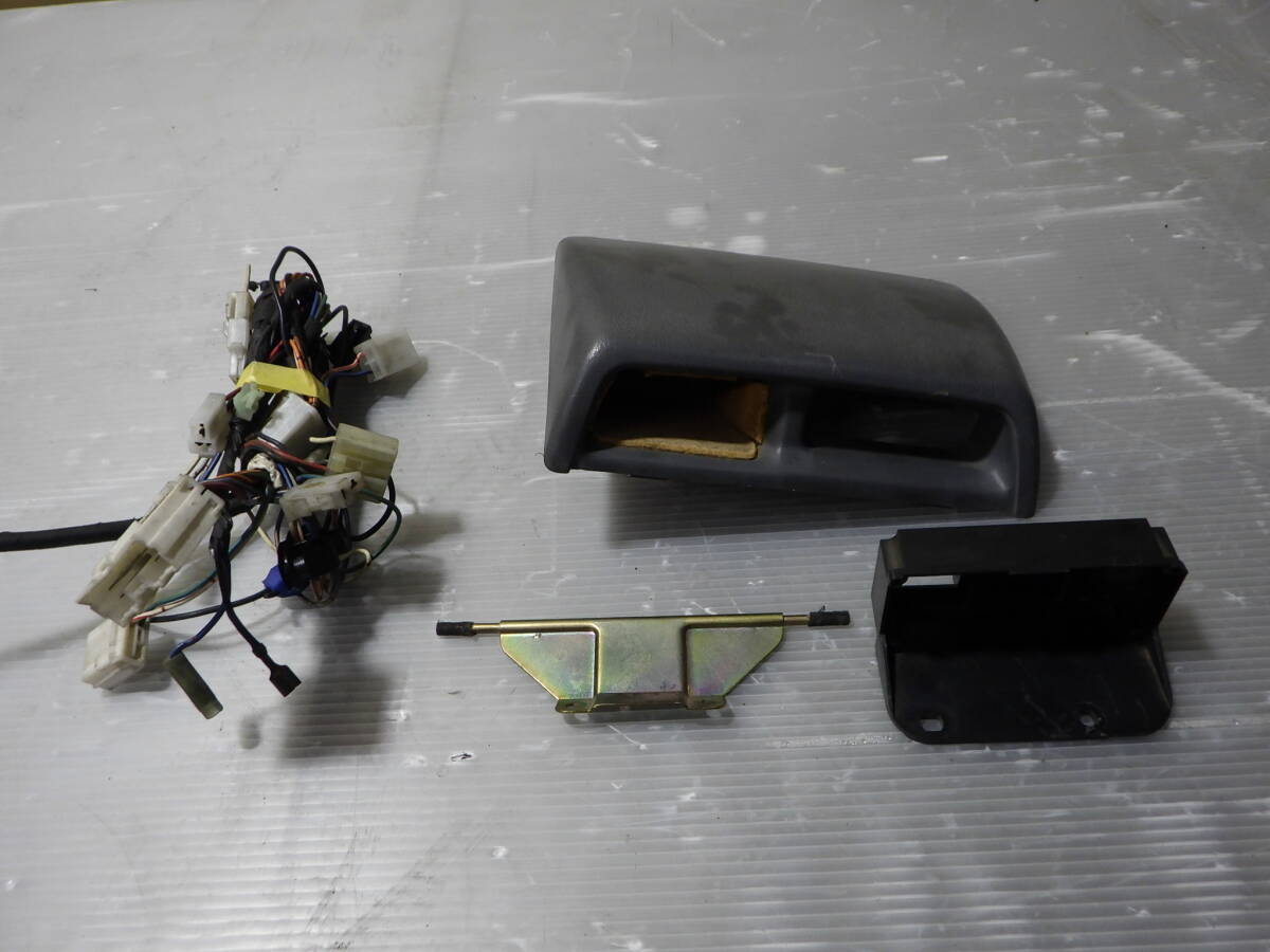 売り切り V-KS4 サンバー トラック 時計用? ステー ハーネス KS3 ダッシュボードアッパーパネル 07-10-21-752 B2-L21-3D スリーアール長野拍卖