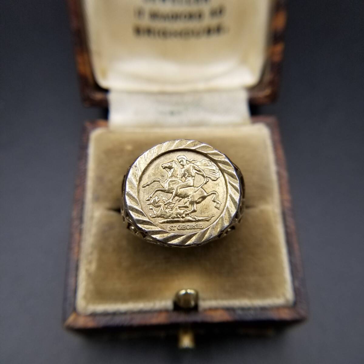 St George Patron Saint of England コインモチーフ ヴィンテージ シグネット リング 925 シルバー ゴールドプレート 指輪 銀 装飾 R16-T拍卖