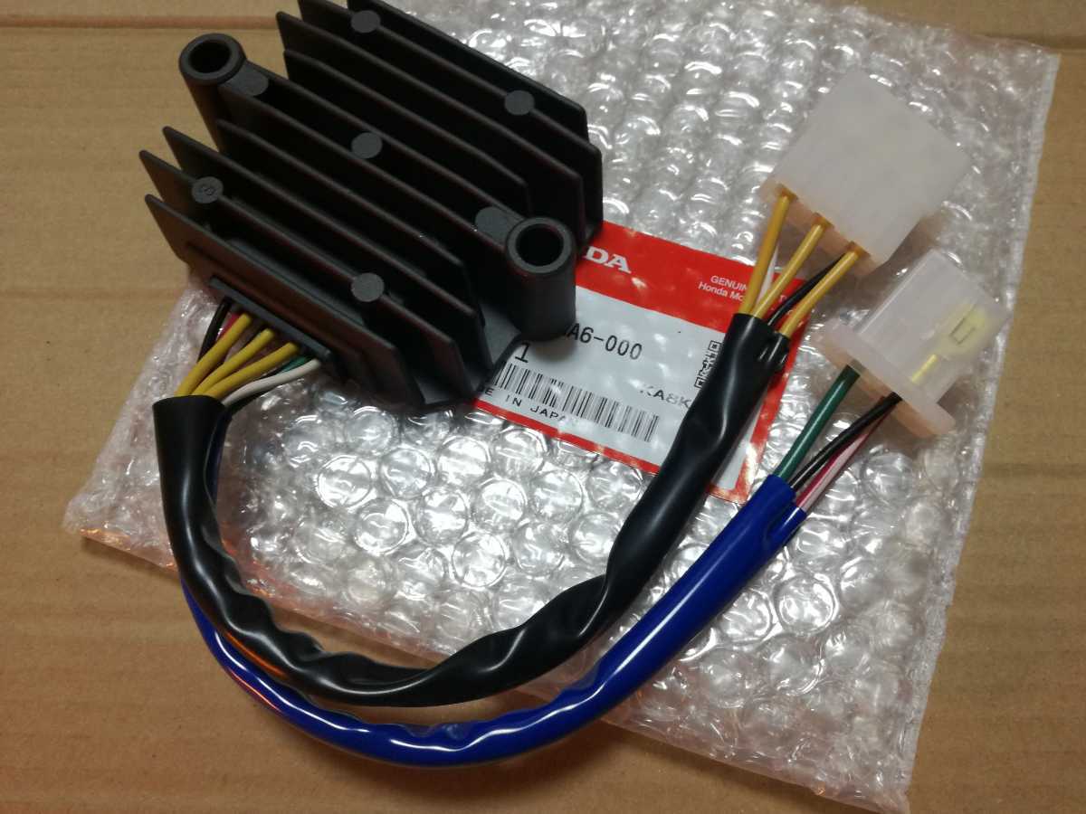 paypayHONDA 純正 新品 CBX400F/CB750Fレギュレーター NC07/RC04/CB750FZ/CB750FA/CB750FB/CB750FC レギュレター拍卖