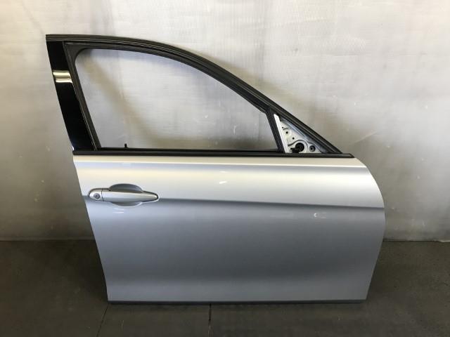 【TS】BMW 3シリーズ DBA-3B20 右フロントドア 41009628764 【個人宅配送不可】拍卖