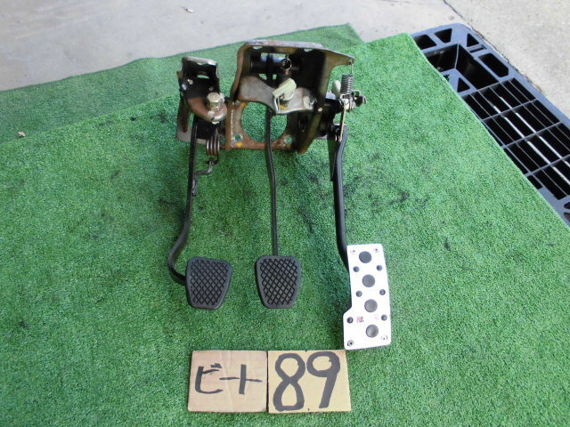 ホンダビートPP1 純正 アクセルブレーキクラッチペダル3点セット 89拍卖