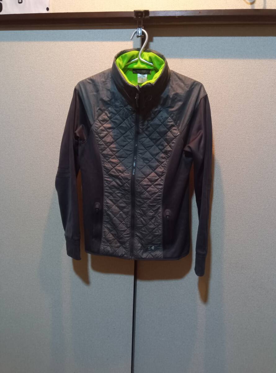 サイズLG★UNDER ARMOUR /アンダーアーマー★中綿キルティングジャケット●グレー系★used●レディース 拍卖
