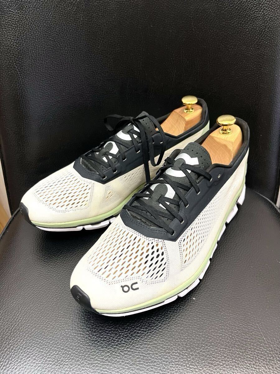 美品☆定価21.780円☆On 20 CLOUDBOOMオンクラウドブーム☆高速レースやマラソン用☆超軽量☆高機能☆快速シューズ着用10km拍卖