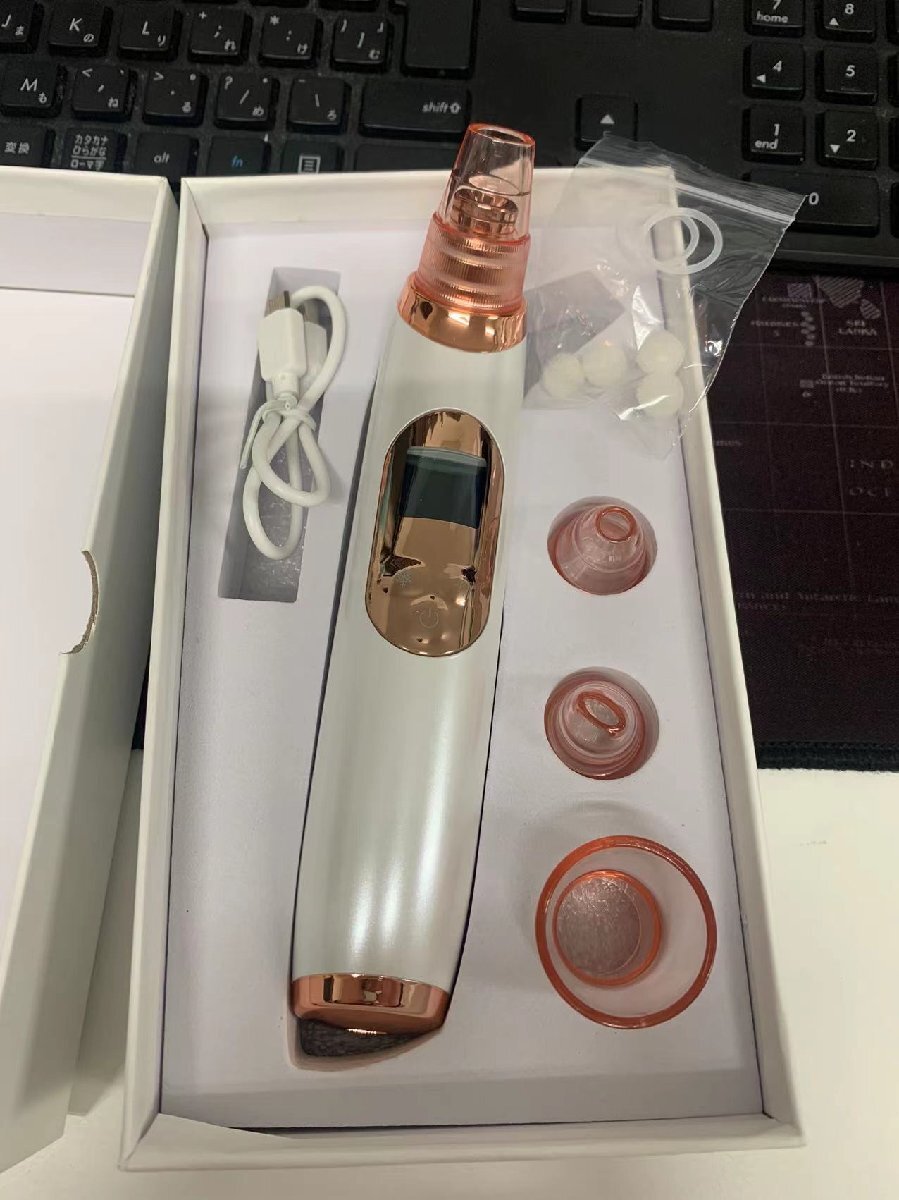 毛穴吸引器 毛穴クリーン 美顔器 温熱毛穴 冷感ケア 角栓除去拍卖