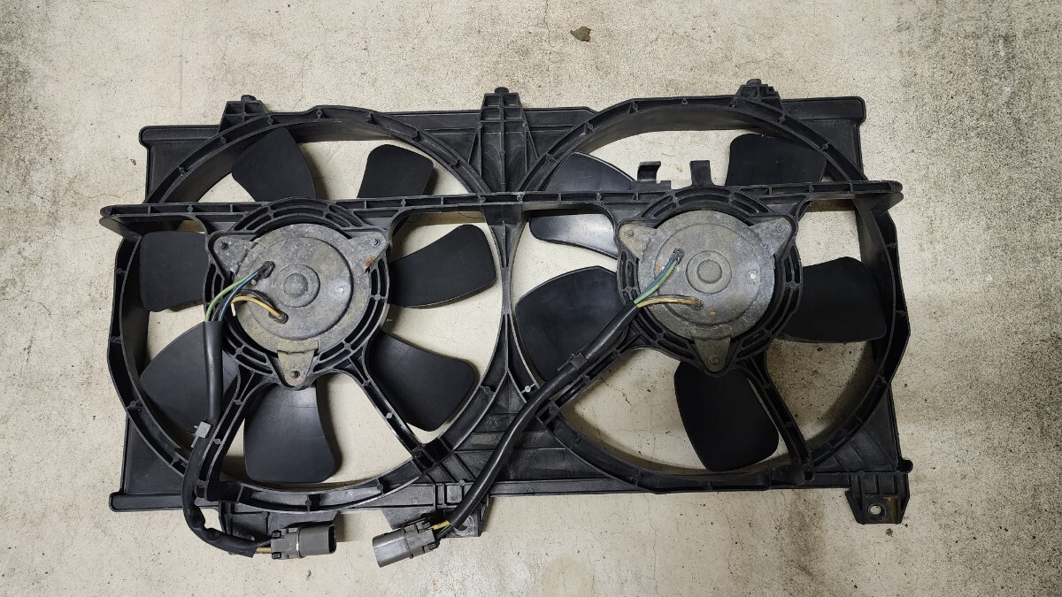 RX-7 FD3S ラジエーター ファン シュラウド 6型より取り外し拍卖