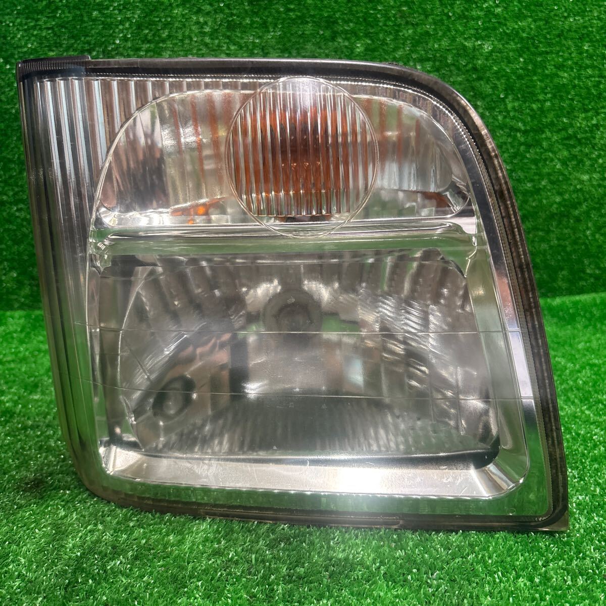TV2 サンバー 右ヘッドライト 23-2拍卖