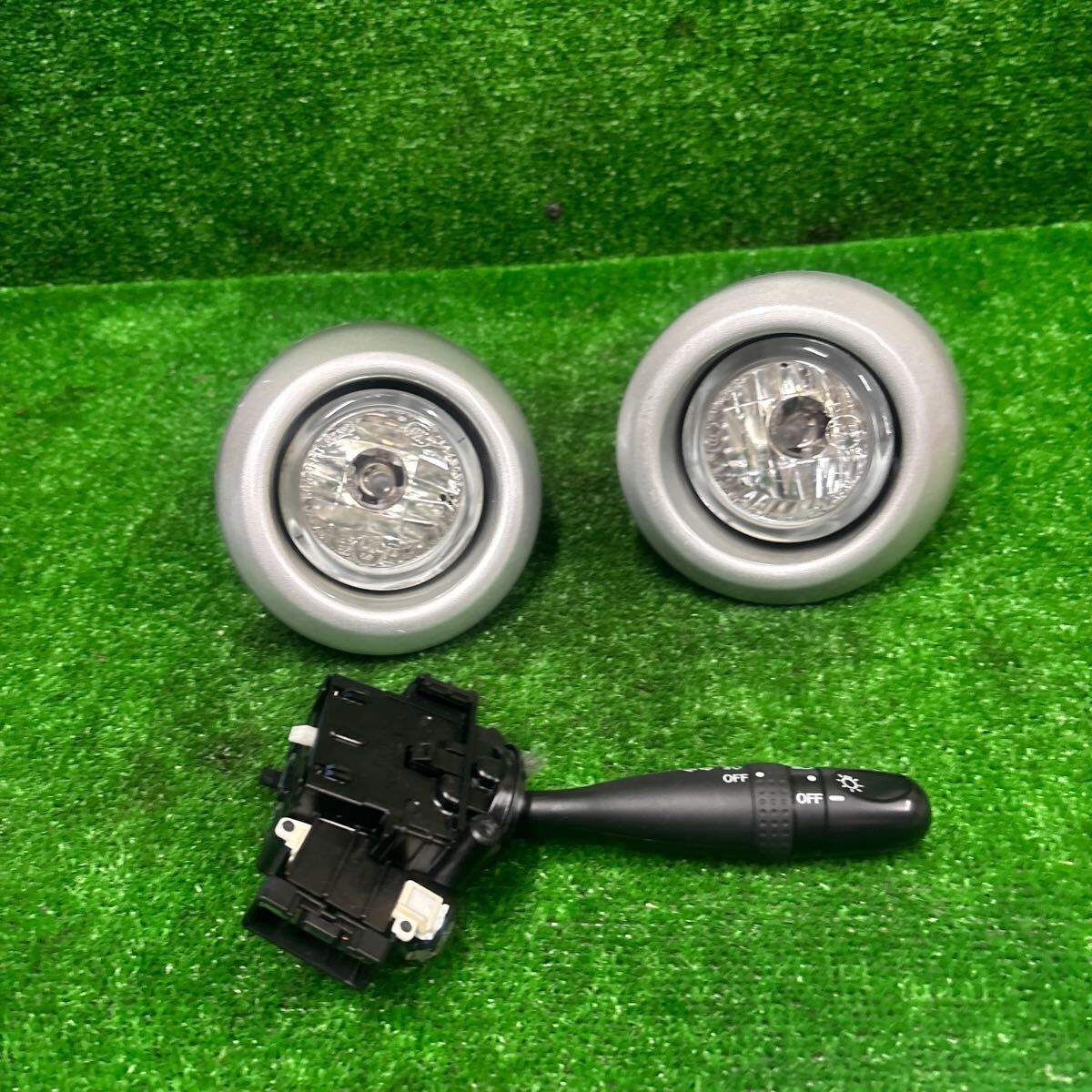 L675Sミラココア フォグランプ 左右 スイッチ付 18-1拍卖