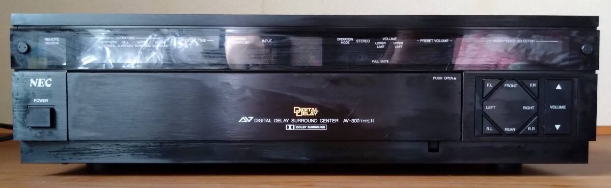 【通電確認・ジャンク品】NEC AV-300 TypeⅡ DIGITAL DELAY SURROUND CENTER(アンプ)拍卖