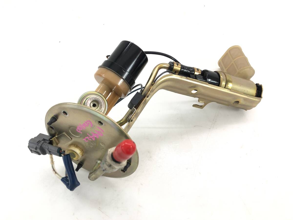 _b194422 トヨタ マークⅡ 2.0 グランデ レガリア GX100 燃料ポンプ フューエル 1G-FE JZX100 JZX105 GX105 チェイサー クレスタ拍卖