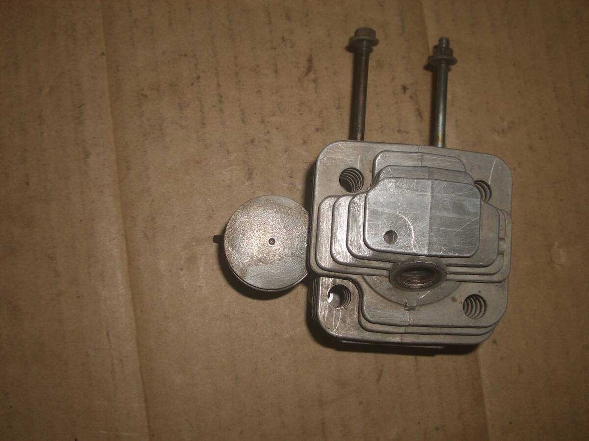 ニッカリ刈払い機 SXD3510 三菱TB33 ピストン、シリンダーヘッド拍卖