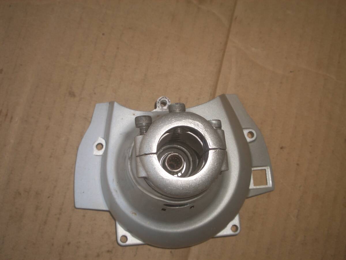 アグリップ BZX263H その2 クラッチハウジング ゼノアエンジン製 拍卖