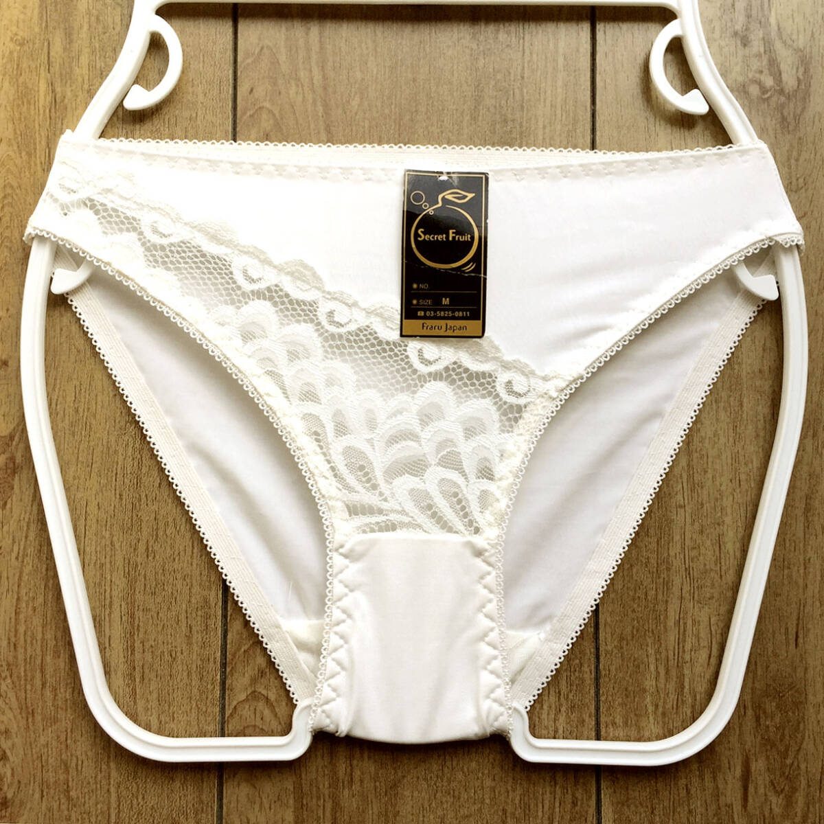 新品・未使用♪【特価★Secret Fruit】透け感ある美しいレース♪アシンメトリーでおしゃれ/オフ白/M★パンティ/ショーツ/レディース下着拍卖