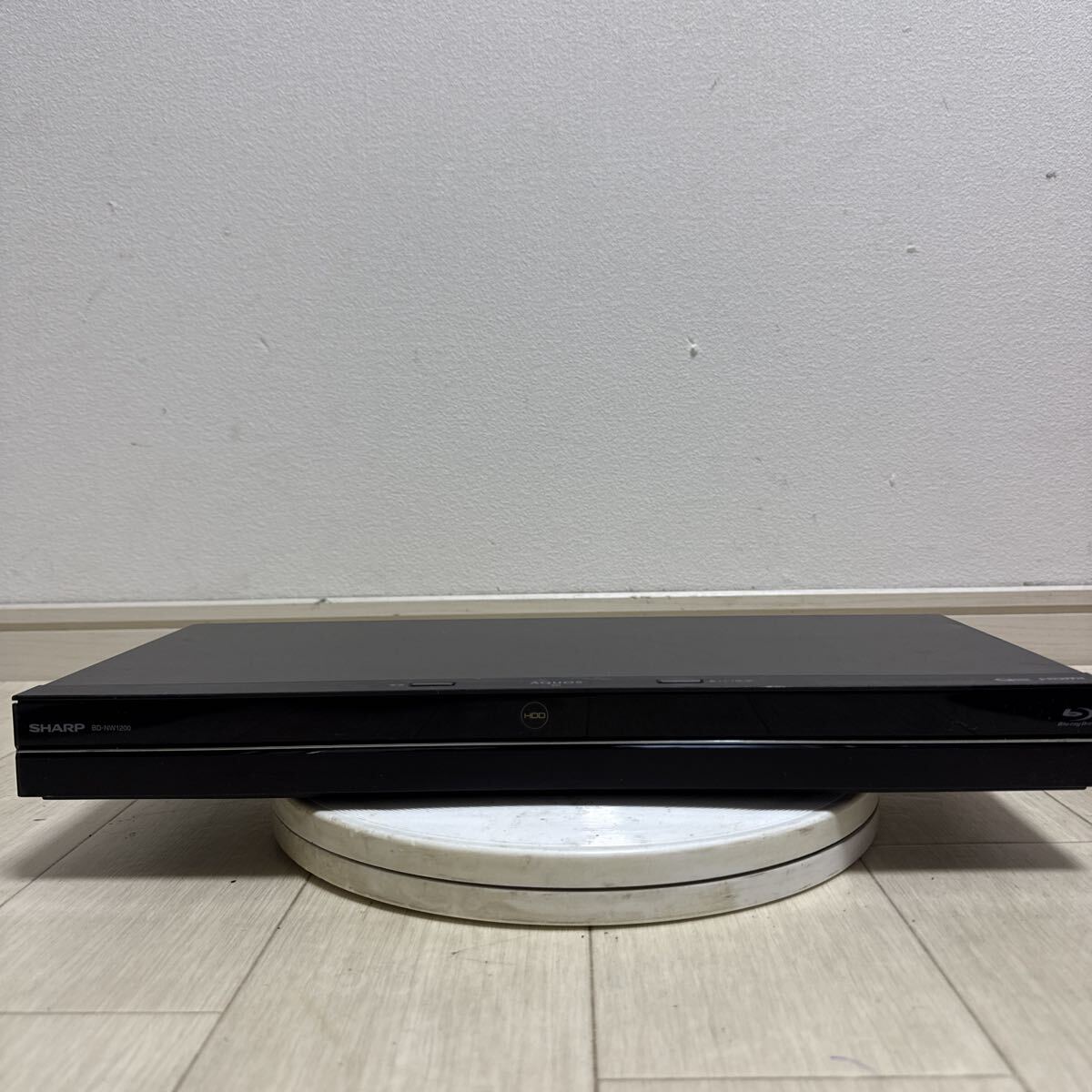 SHARP ブルーレイディスクレコーダーBD-NW1200 18年製 通電確認のみ拍卖