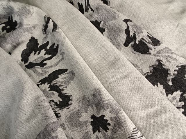 国産/最高級編服地/TW/ジャガード/botanical/花/WH/4.5m/管365拍卖