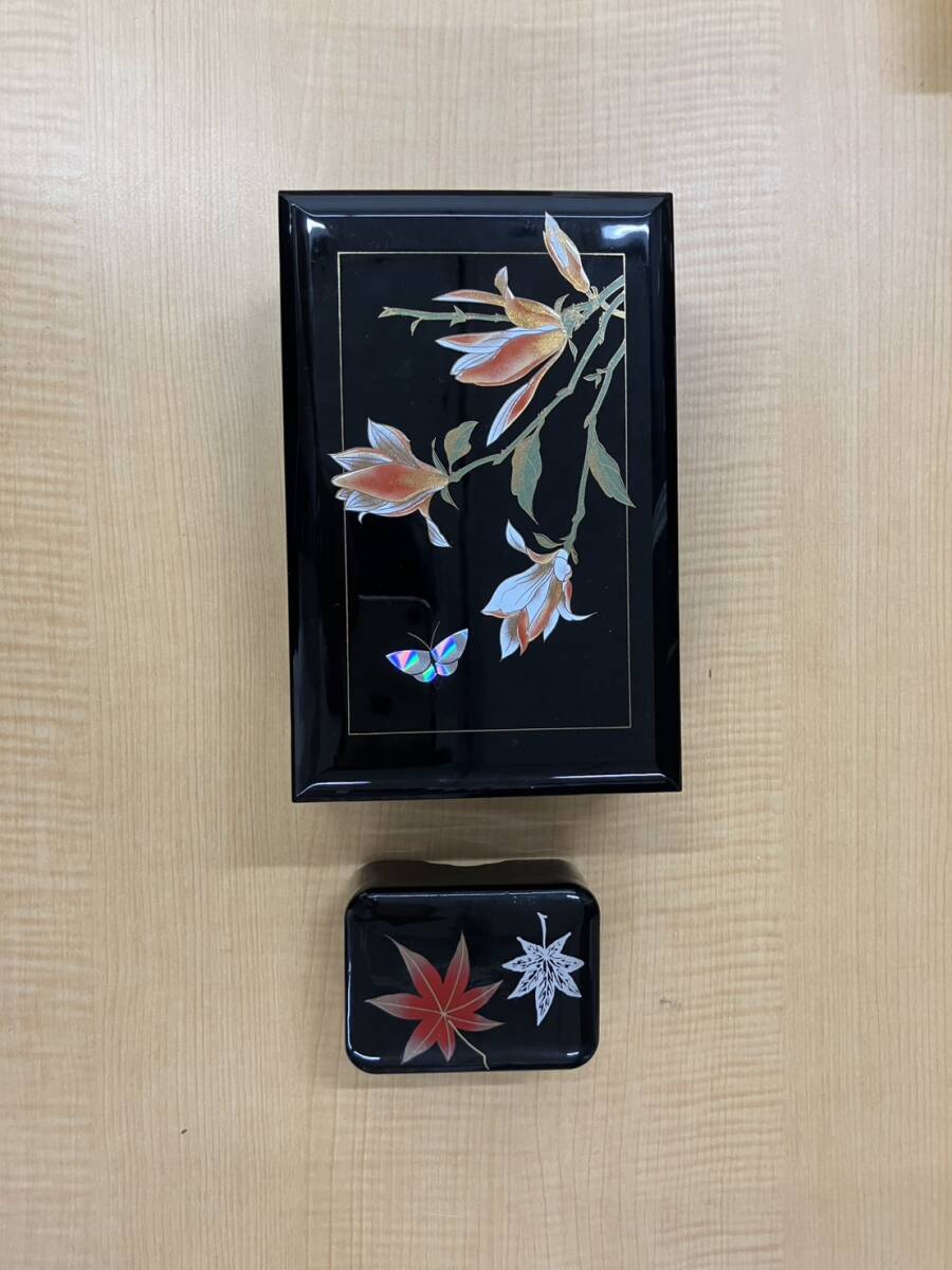 d10e40.41 宝石箱2つ 鏡付き アクセサリーケース アクセサリー入れ 花柄 蝶々 もみじ拍卖